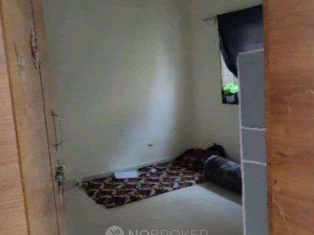 1 BHK Flat In Arole for Rent In Hadpsar