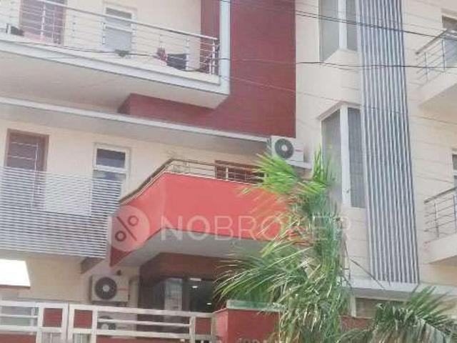 1 BHK Flat In Aryan Homes for Rent In Sector 39
