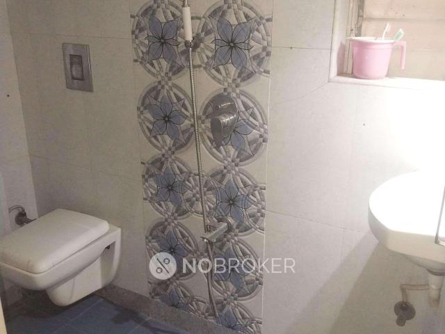 1 BHK Flat In Bindra Classic for Rent In Andheri East