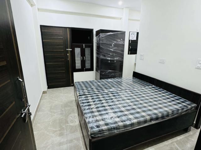 1 BHK Flat In Bn Stays for Rent In Sector 51