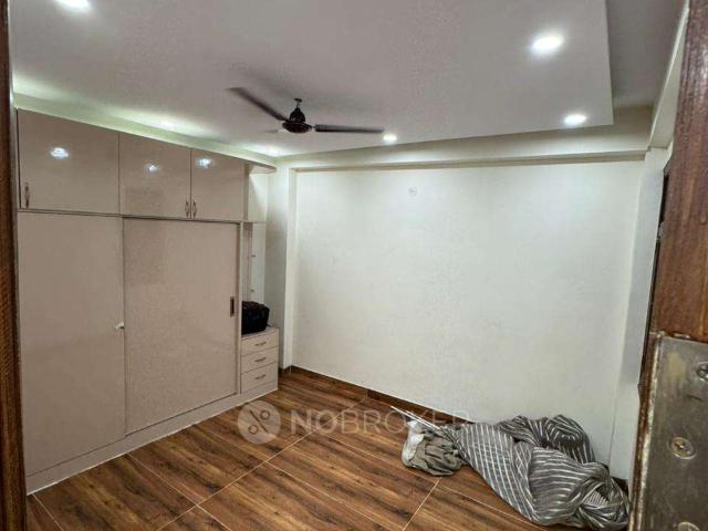 1 BHK Flat In Brahma Niwas Society for Rent In Sector 104, Noida