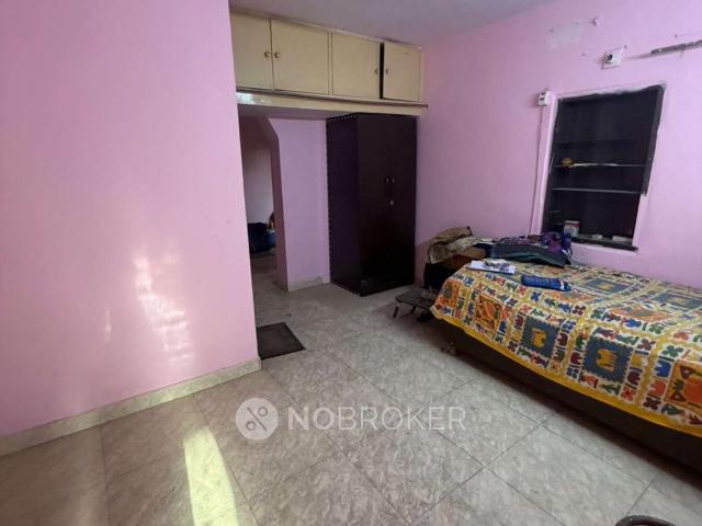 1 BHK Flat In Dda Prachin Apartments for Rent In Paschim Vi