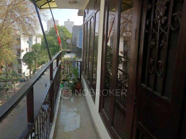 1 BHK Flat In Dhawalgiri Apartment, Sector 34 for Rent In B