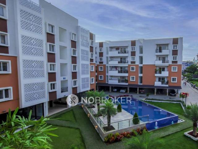 1 BHK Flat In Disha Courtyard, Whitefield For Sale In White