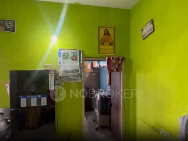 1 BHK Flat In Gayathree Apartment For Sale In Lig231, Apiic
