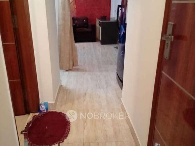 1 BHK Flat In Golden Nest for Rent In Sainik Farm