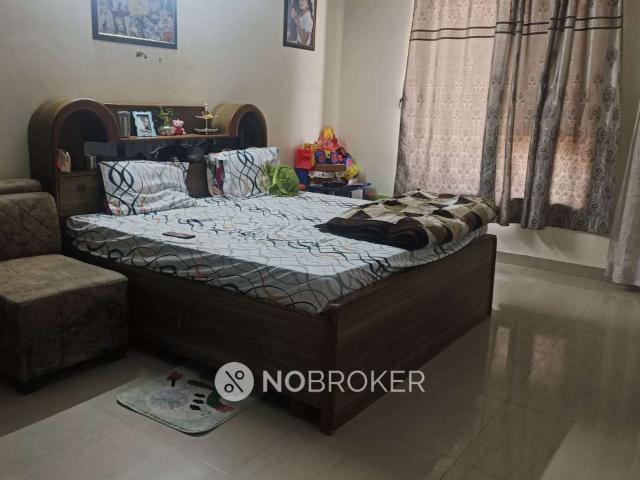 1 BHK Flat In Independent Villa Floor, Gated Huda Plots for Rent In Sector 56
