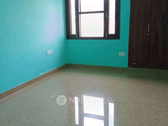 1 BHK Flat In Jasola Vihar Dda Flats for Rent In Living Style Mall, 21 c, Opposite Living Style Mall, Pocket 6, Jasola Vihar, New Delhi, 110025, India