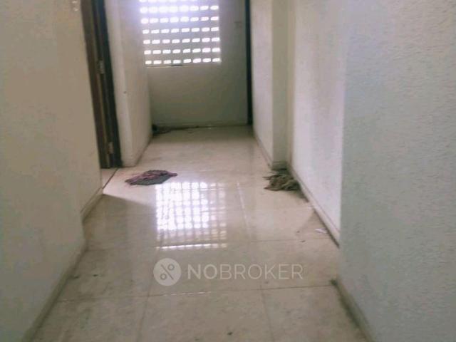 1 BHK Flat In Jayalaksmi Coop. Hsg. Society For Sale In Vija