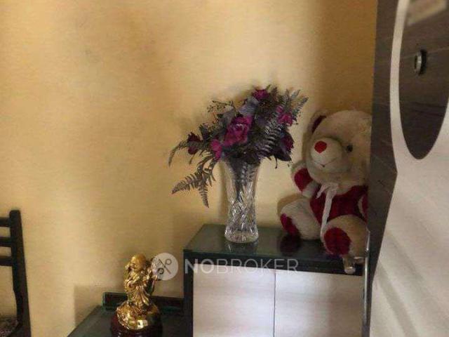 1 BHK Flat In Kumar Premier For Sale In New Modikhana, Sada