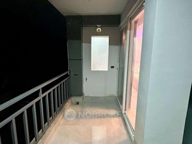 1 BHK Flat In Lyt Hous for Rent In Sector 54