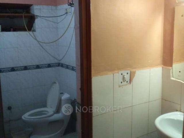 1 BHK Flat In Laxmi Narayan Chs for Rent In Sector 47
