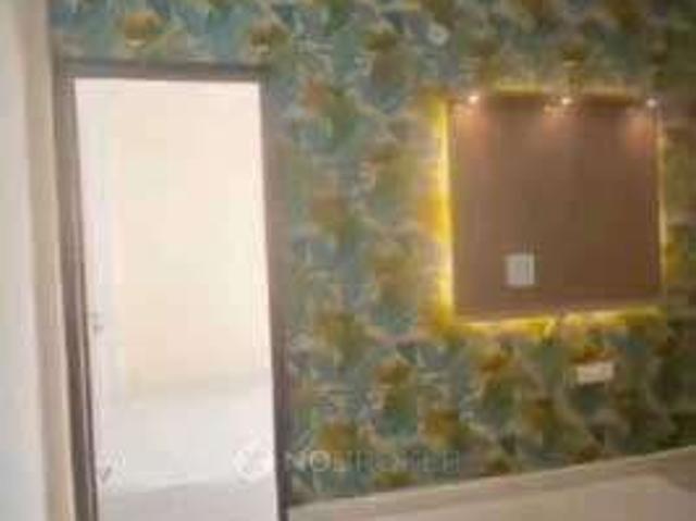 1 BHK Flat In Lotus Krishna Apartments for Rent In Sector 73
