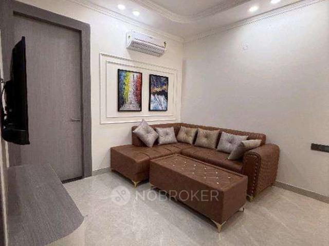 1 BHK Flat In Purv Associate for Rent In Sector 43