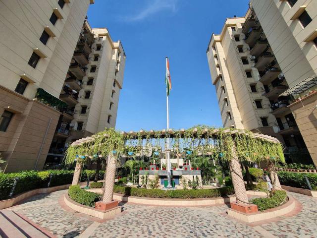 1 BHK Flat In Purvanchal Silver City for Rent In Sector 93