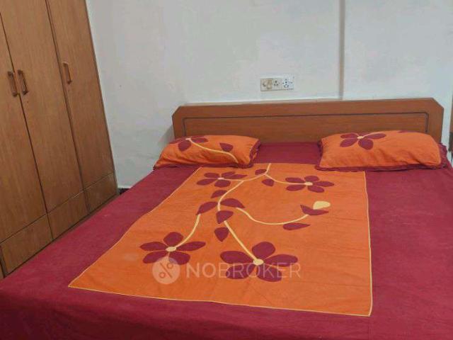 1 BHK Flat In Parijat Chs For Sale In Andheri West