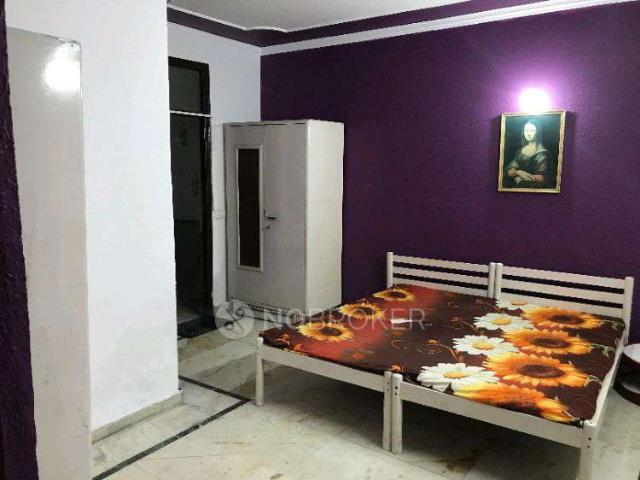 1 BHK Flat In Paryavaran Complex for Rent In Sainik Farm