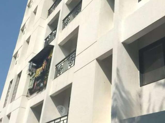 1 BHK Flat In Periwinkle Complex for Rent In Thane West