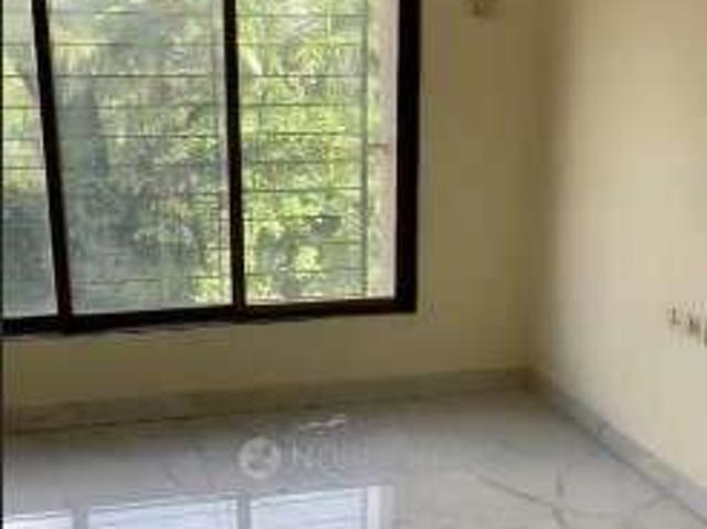 1 BHK Flat In Platinum Building, Juhu Lane for Rent In Juhu