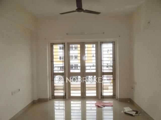 1 BHK Flat In Plaza Pristine Acres For Sale In Perumbakkam