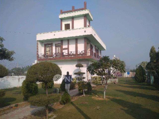 1 BHK Flat In Prakash Farm for Rent In Pratap Nagar Rd