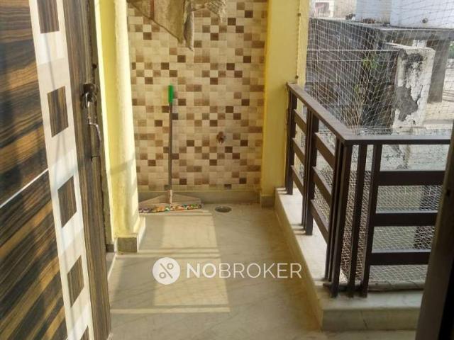 1 BHK Flat In Rwa Sector 30 for Rent In Gurgaon