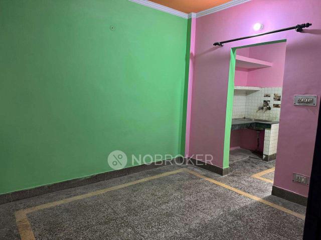 1 BHK Flat In Standalne for Rent In, Sector 22