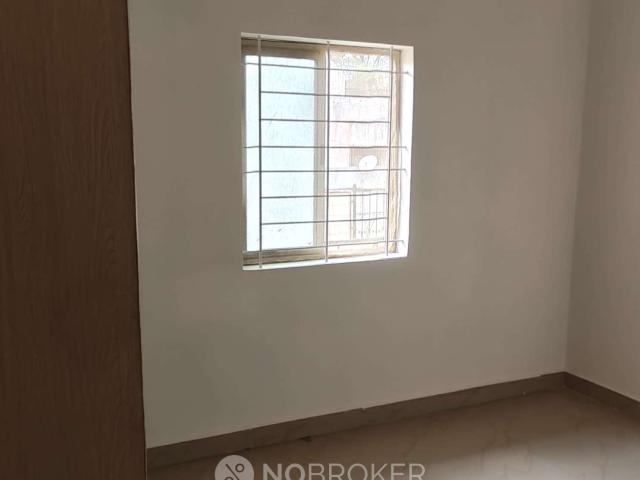 1 BHK Flat In Standalone Buiding for Lease In New Thippasa