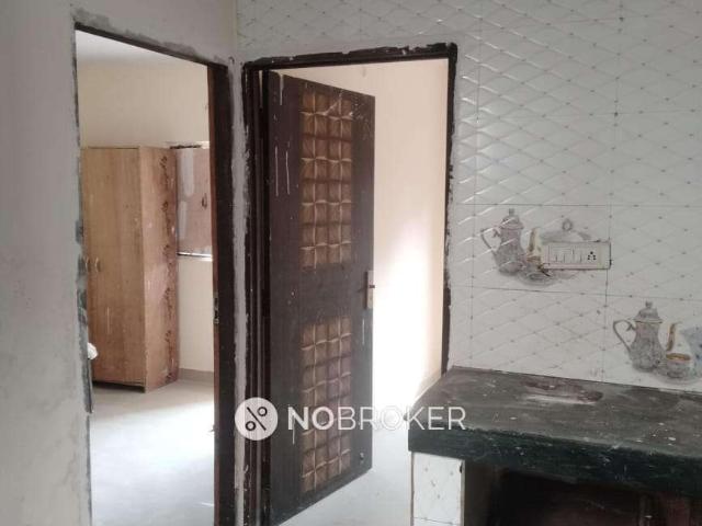 1 BHK Flat In Standalone Buidling for Rent In Okhla