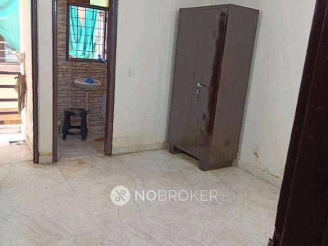 1 BHK Flat In Standalone Building for Rent In Chhattarpur