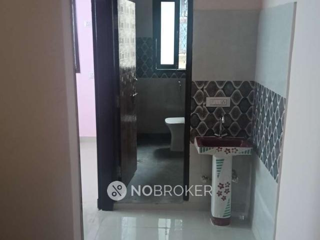 1 BHK Flat In Standalone Building for Rent In Chhatarpur