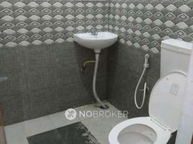 1 BHK Flat In Standalone Building for Rent In Koramangala 1st Block