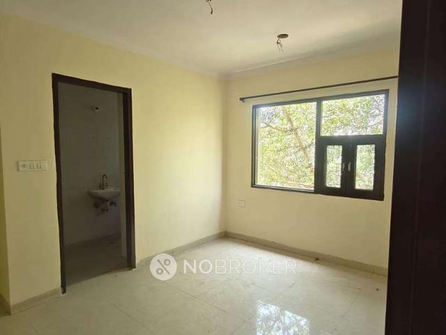 1 BHK Flat In Standalone Building for Rent In Janakpuri