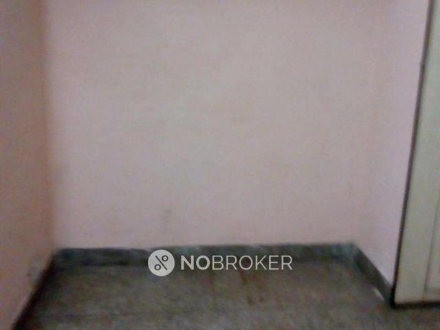 1 BHK Flat In Standalone Building for Rent In Mayur Vihar