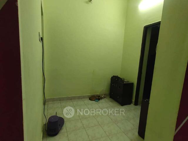 1 BHK Flat In Standalone Building for Rent In Madipakkam