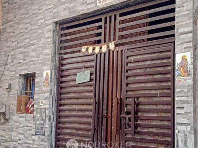 1 BHK Flat In Standalone Building for Rent In New Industr