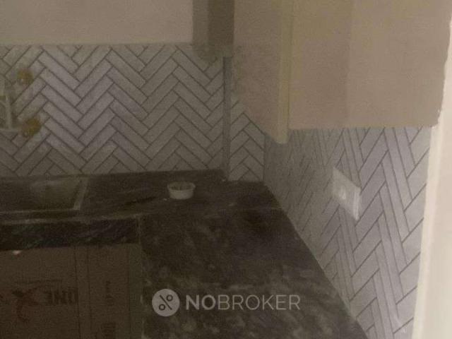 1 BHK Flat In Standalone Building for Rent In Sector 110