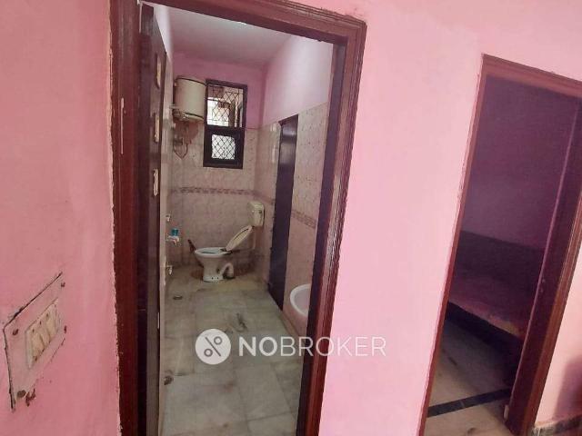 1 BHK Flat In Standalone Building for Rent In Sector 24