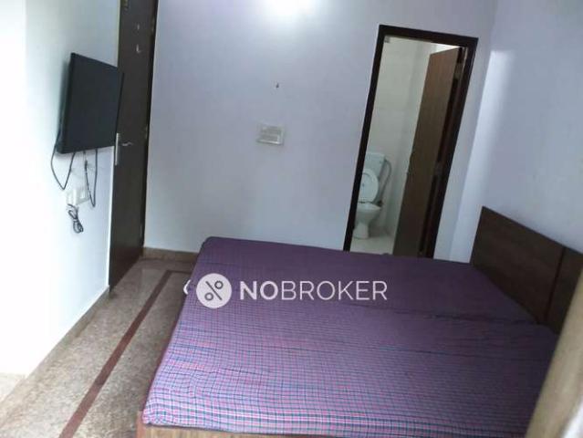 1 BHK Flat In Standalone Building for Rent In Sector 43