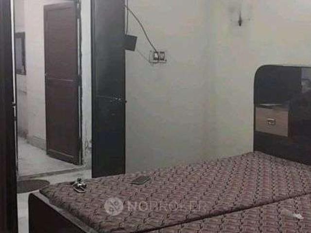 1 BHK Flat In Standalone Building for Rent In Pitam Pura