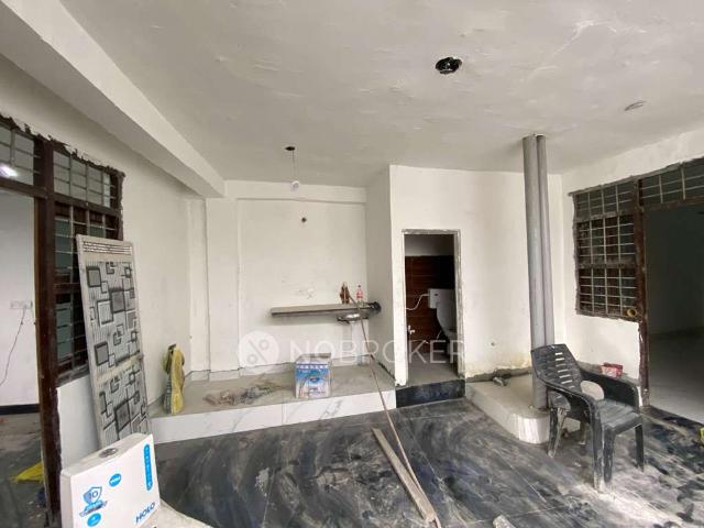 1 BHK Flat In Standalone Building for Rent In Rajeev Chowk