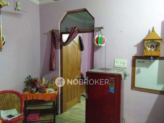 1 BHK Flat In Standalone Building For Sale In Punjabi Bagh