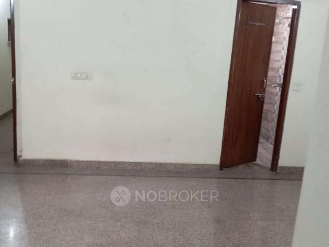 1 BHK Flat In Standalone for Rent In Sector 52a
