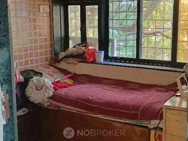 1 BHK Flat In Standalone For Sale In Dahisar West