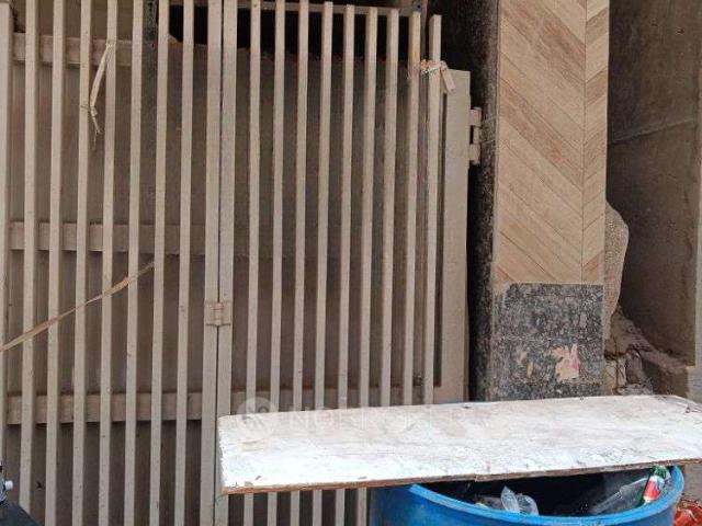1 BHK Flat In Standalong Building for Rent In Gachibowli