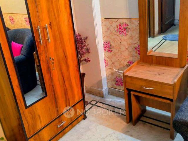 1 BHK Flat In Standlone Building for Rent In Nehru Nagar, L