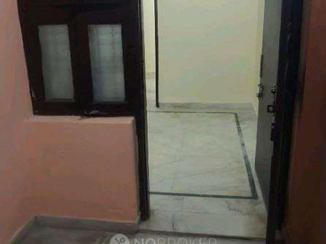 1 BHK Flat In Standlone Building for Rent In Sector 28