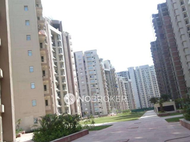 1 BHK Flat In Supertech Czar Suites For Sale In Omicron I