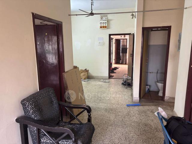 1 BHK Flat In Sakthi Tower For Sale In Poonamalle Road