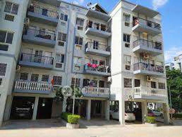 1 RK Flat In Sare Petioles For Sale In Sector 92